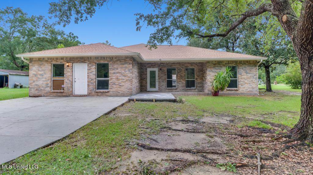 15221 Dobson Road - Photo 1