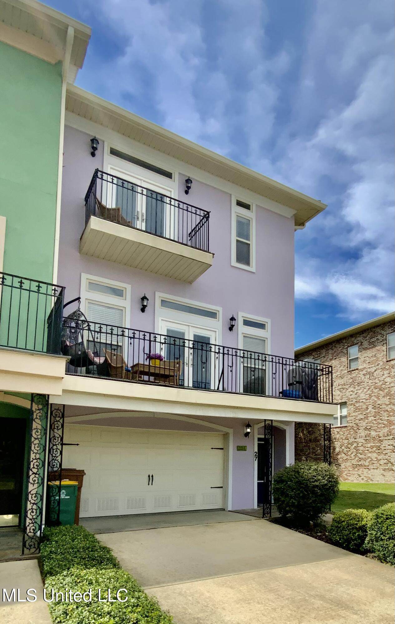 27 Oak Alley Lane - Photo 1
