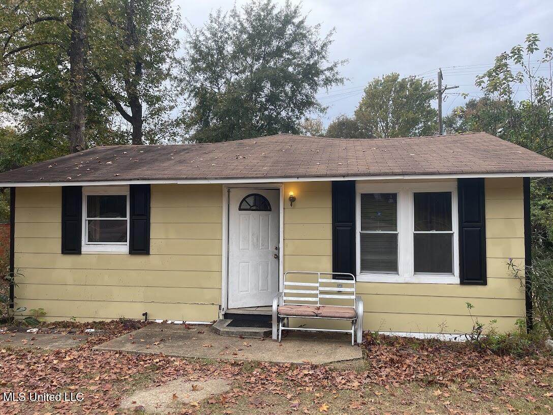 640 S Washington St - Photo 1