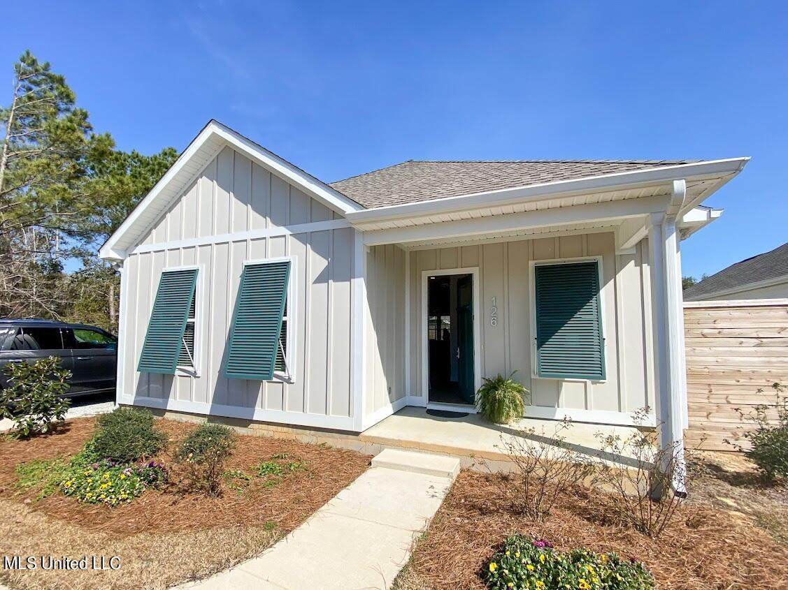 126 Eleanor Avenue - Photo 1