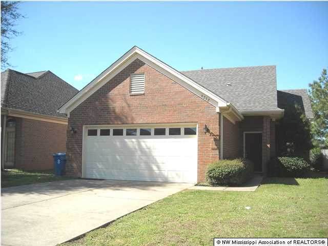 9752 Dogwood Manor - Photo 1
