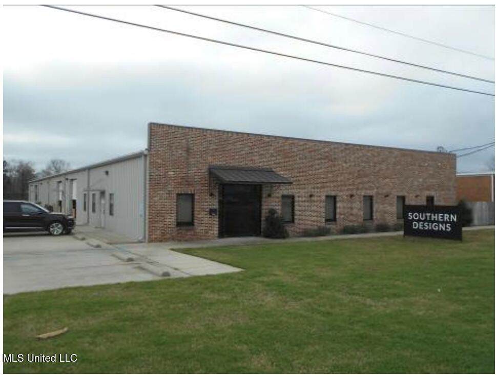 4894 Hwy 84 - Photo 1
