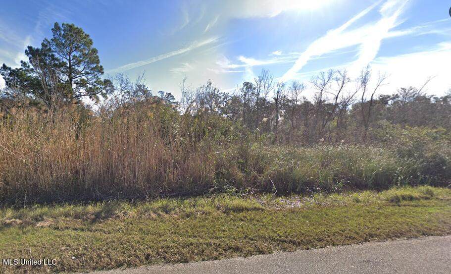 01 Riverside Drive - Photo 1