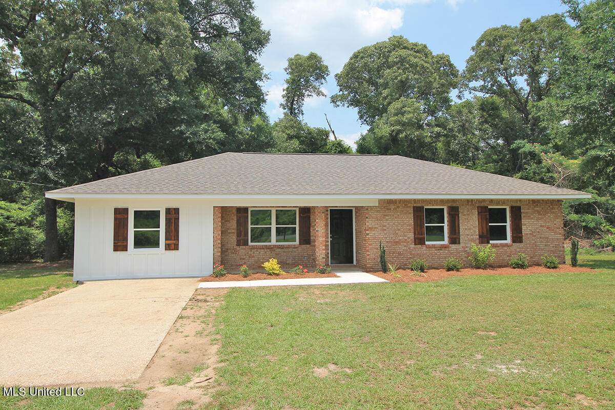 136 Childress Road - Photo 1
