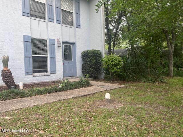 3230 Cumberland Road - Photo 1