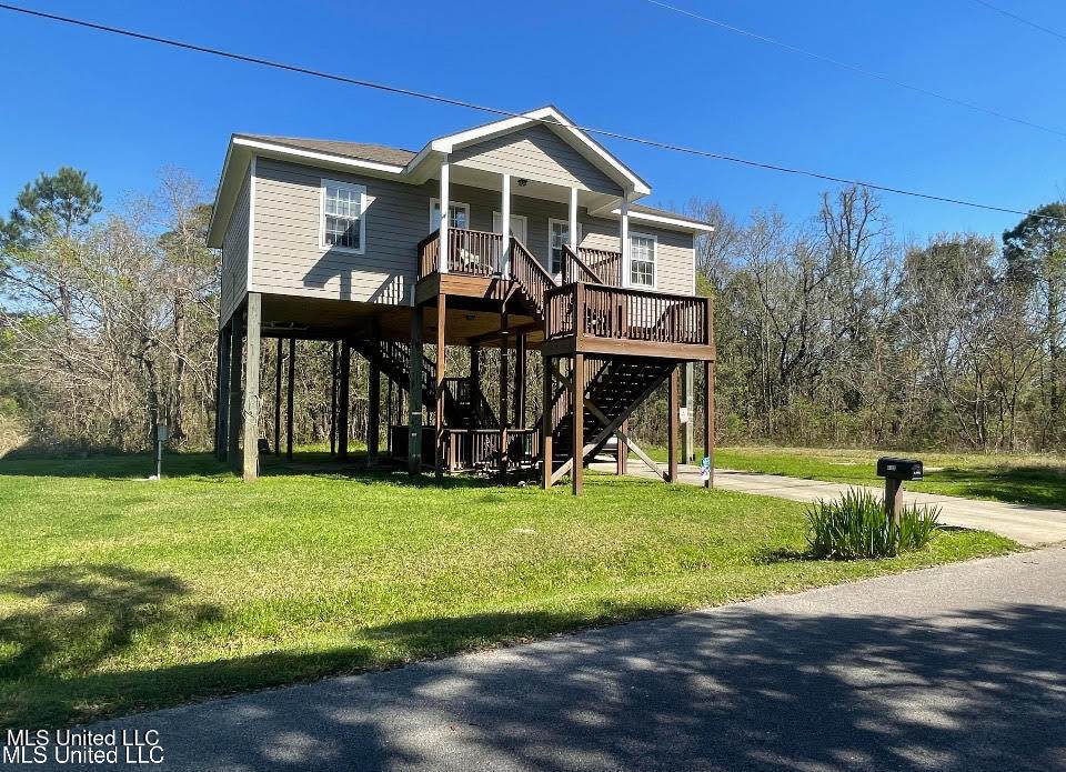 6102 Lepoma Avenue - Photo 1