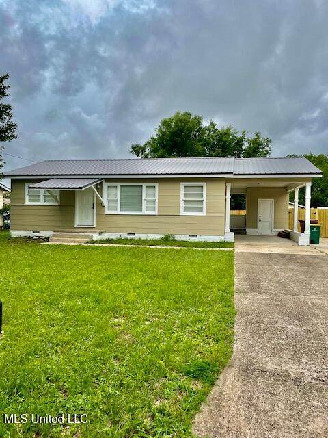 333 Belvedere Drive - Photo 1