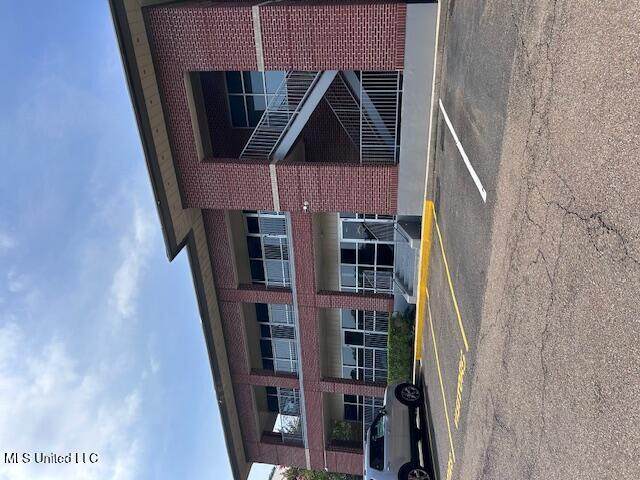 591 Northpark Drive - Photo 1