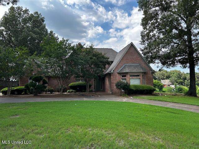 4735 Dustin Place Drive - Photo 1
