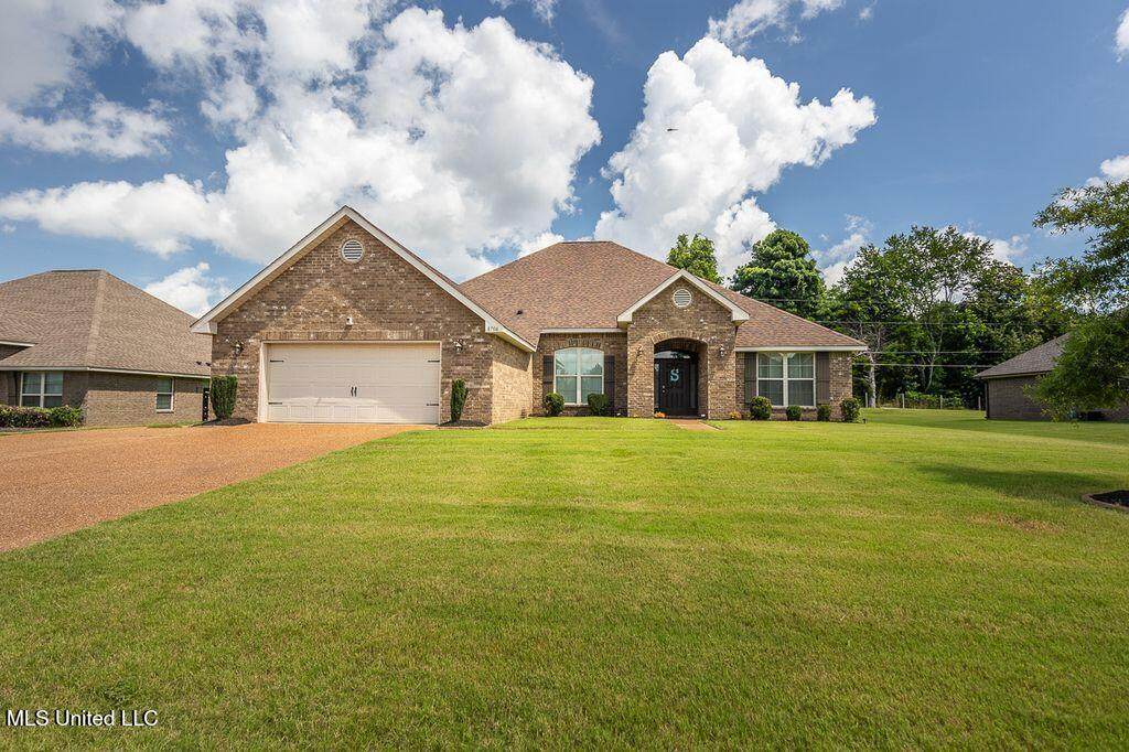 8706 Courtly Circle N - Photo 1