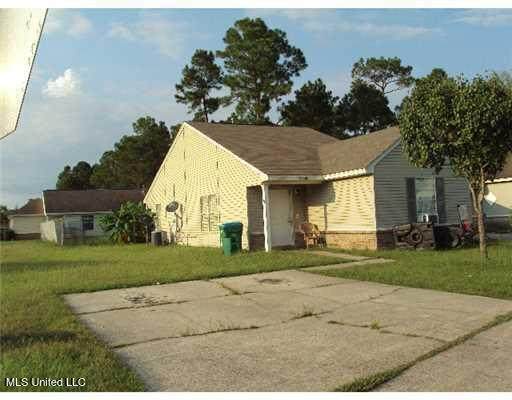 10564 Sharp Boulevard - Photo 1