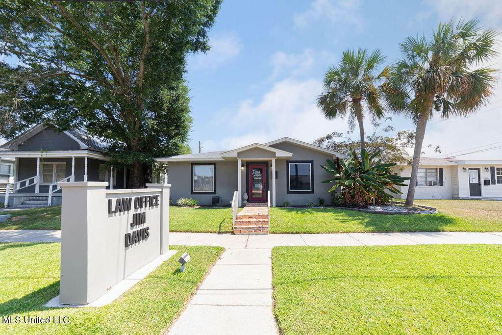 1904 24th Avenue - Photo 1