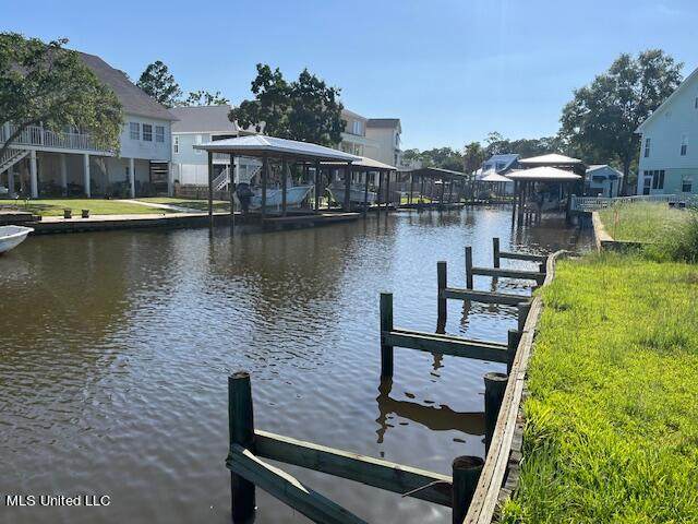 118 Willow Lane - Photo 1