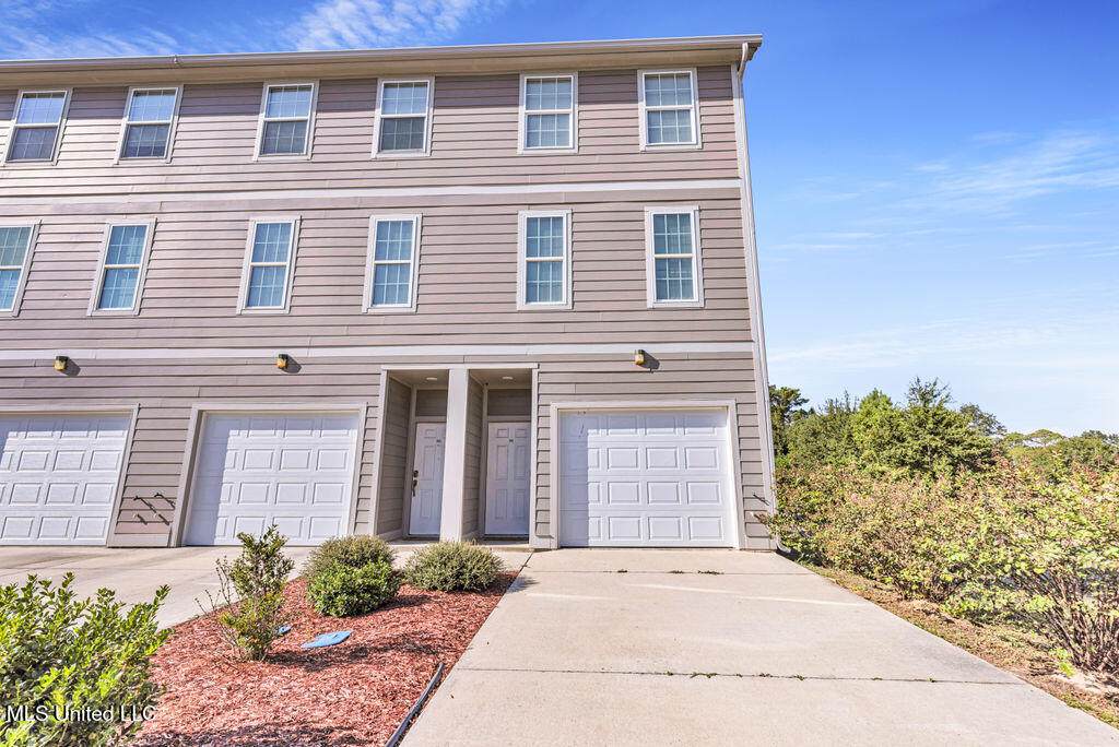 112 Orchard Loop - Photo 1