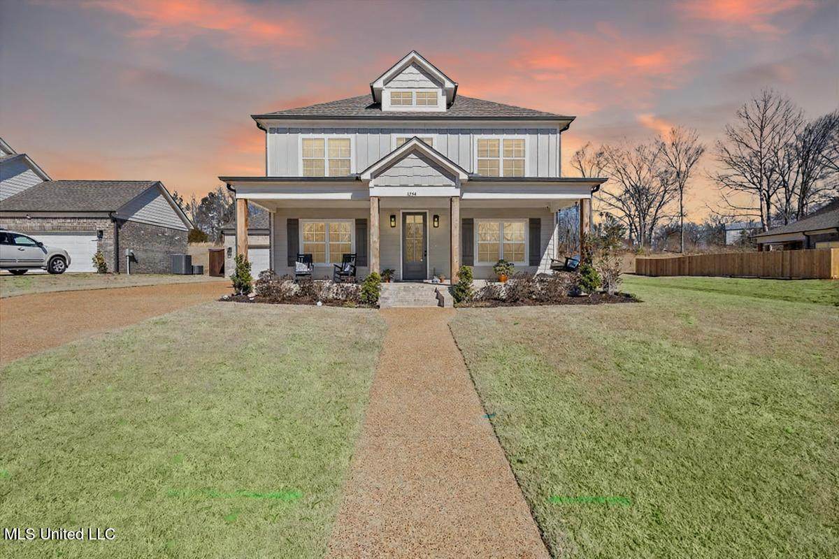 1254 Creekside Lane - Photo 1