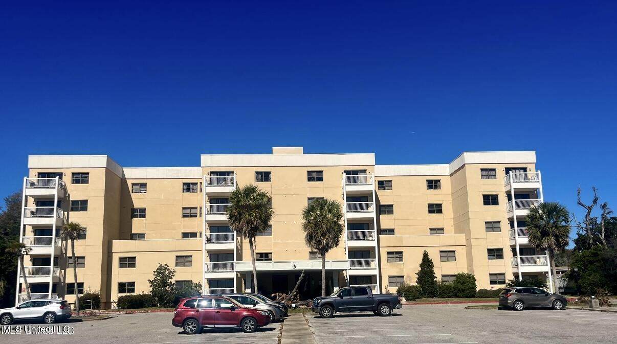 1130 Beach Boulevard - Photo 1