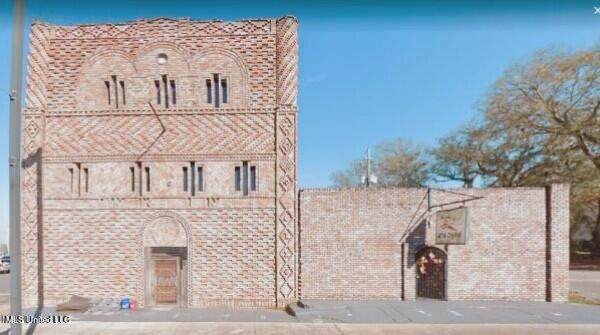 4914 Main Street - Photo 1