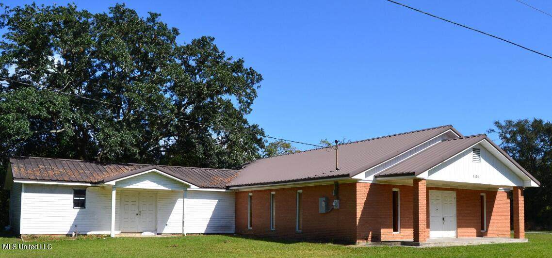 4400 Blackwell Street - Photo 1