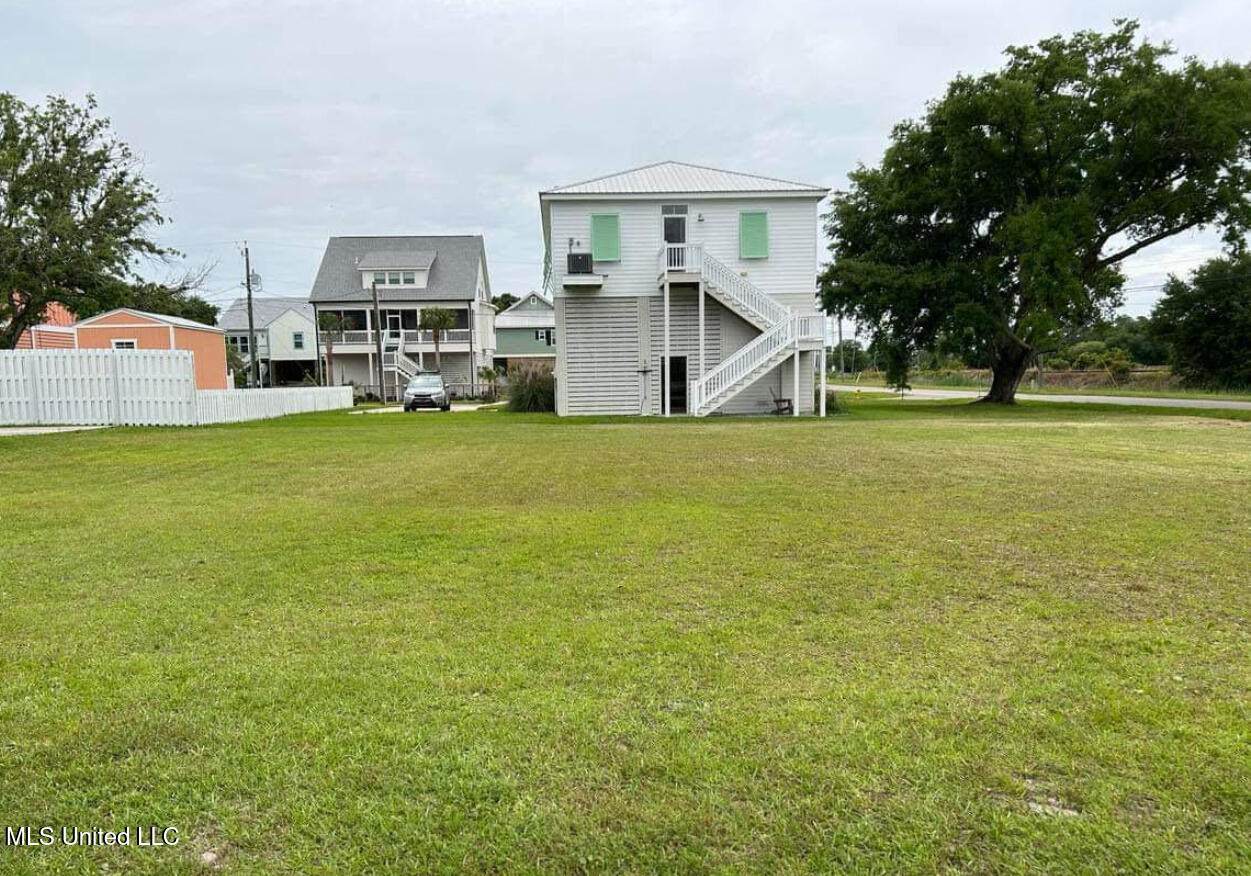 129 Vista Drive - Photo 1