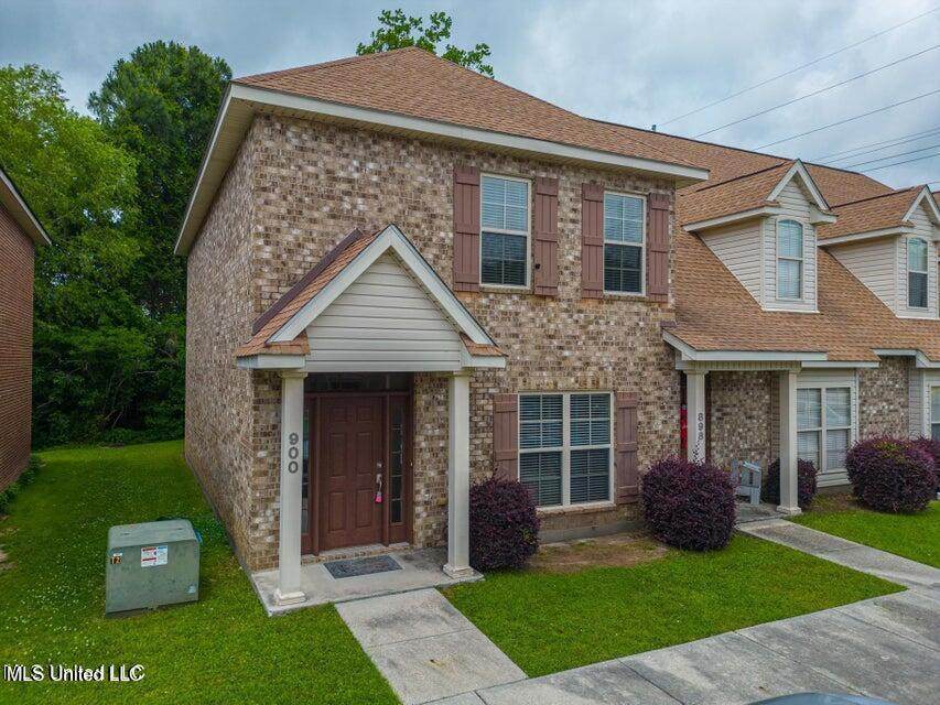 894 Jefferson Drive - Photo 1