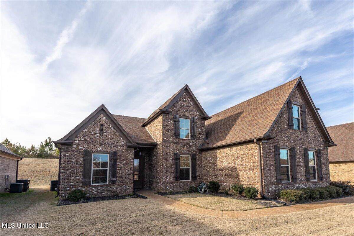 5085 Savannah Parkway - Photo 1