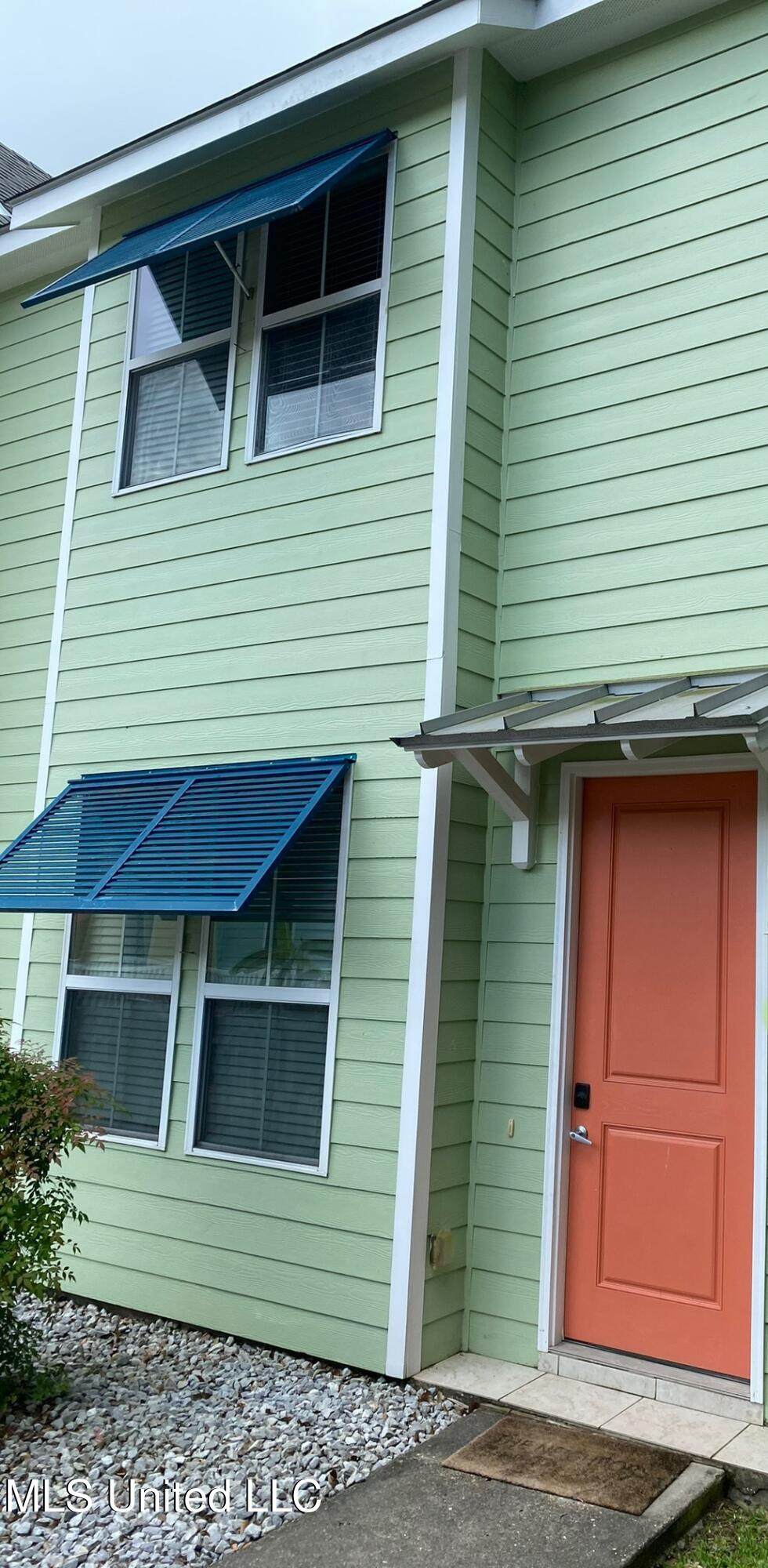 216 Carre Court - Photo 1