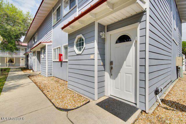 1664 Beach Boulevard - Photo 1