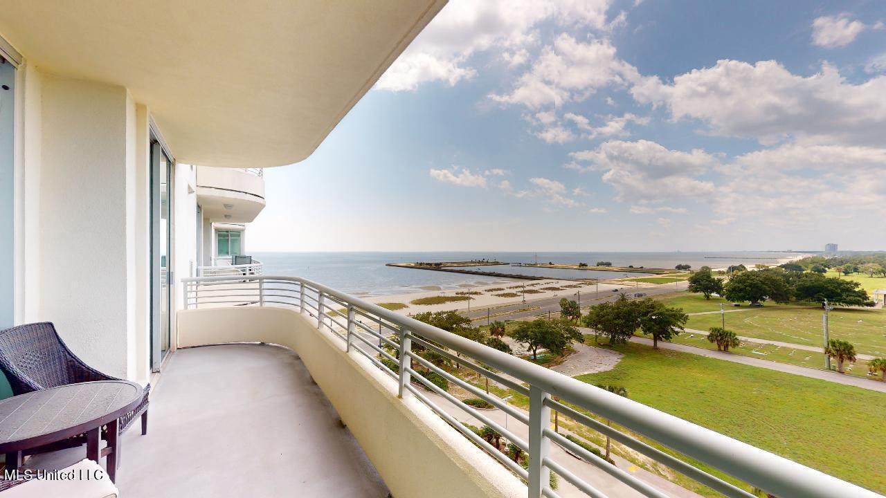 2060 Beach Boulevard - Photo 1