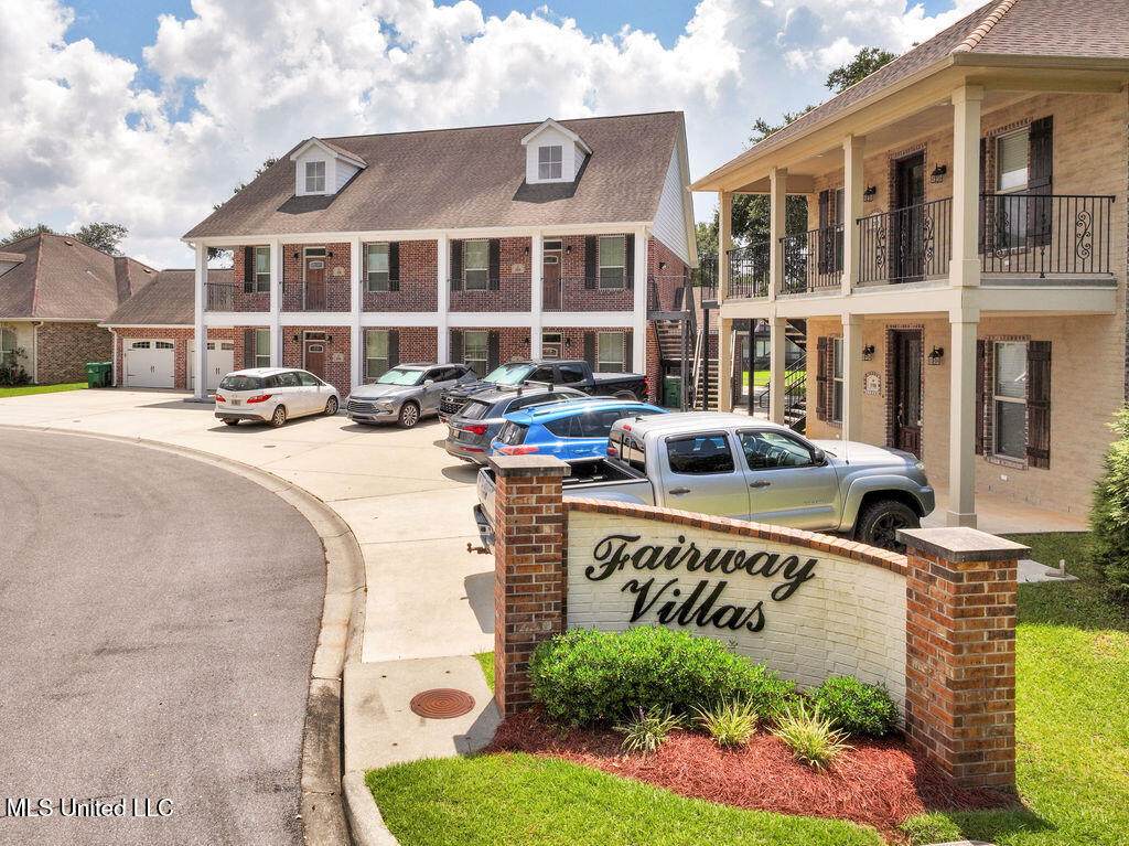 204 Fairway Villas - Photo 1