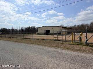 104 Country Meadows - Photo 1
