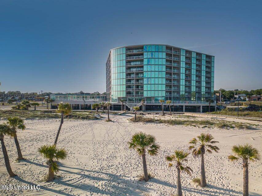 1899 Beach Boulevard - Photo 1