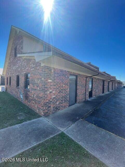 14 Marks Road - Photo 1