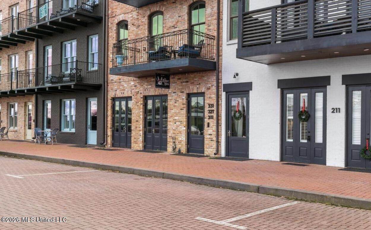 145 Republic Street - Photo 1