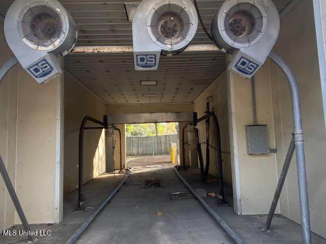 https://bt-photos.global.ssl.fastly.net/united/orig_boomver_1_4144124-2.jpg