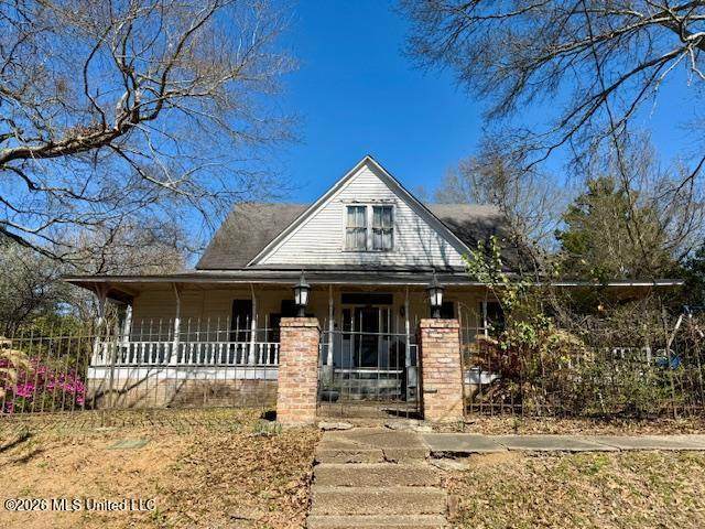 842 3rd Street - Photo 1
