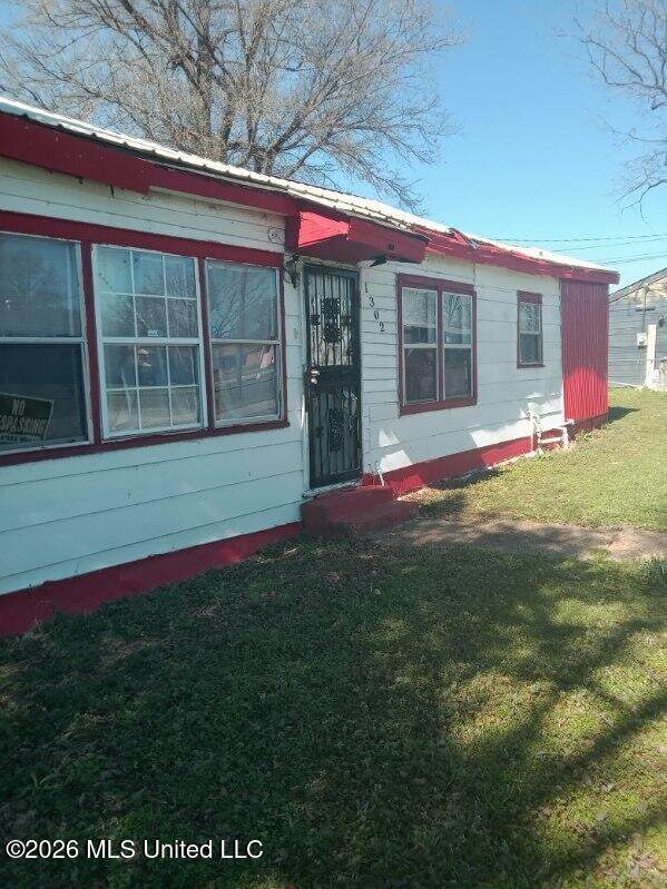 1302 Camponovo Street - Photo 1