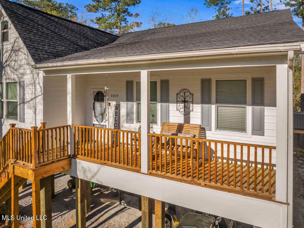 6015 Choctaw Place - Photo 1
