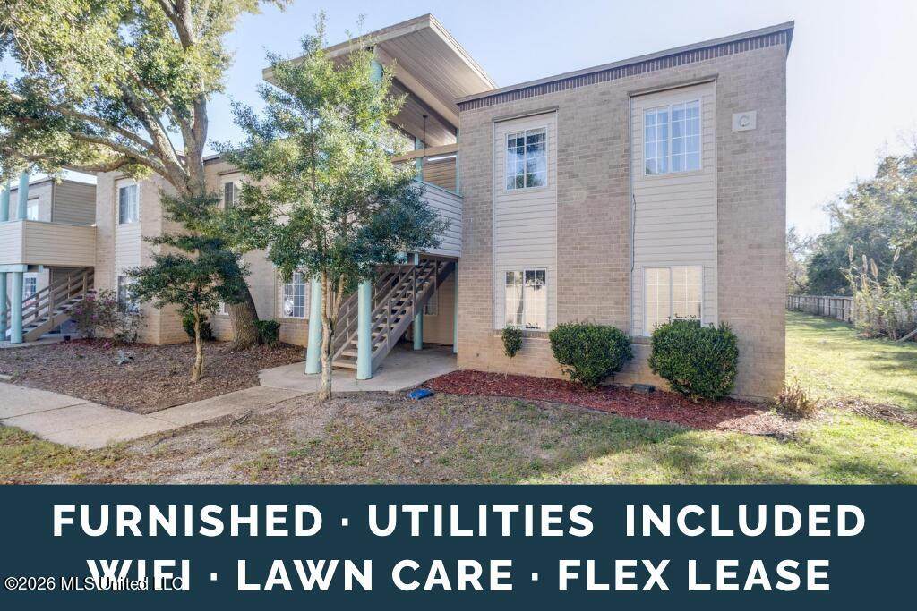 245 Mc Donnell Avenue - Photo 1