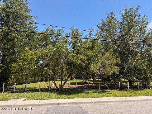 722 2nd Street - Photo 1