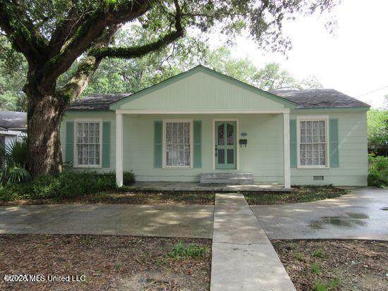 1616 Gordon Avenue - Photo 1