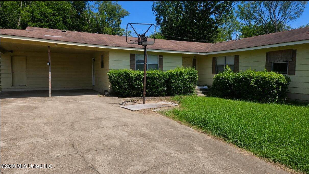 https://bt-photos.global.ssl.fastly.net/united/orig_boomver_1_4155448-2.jpg