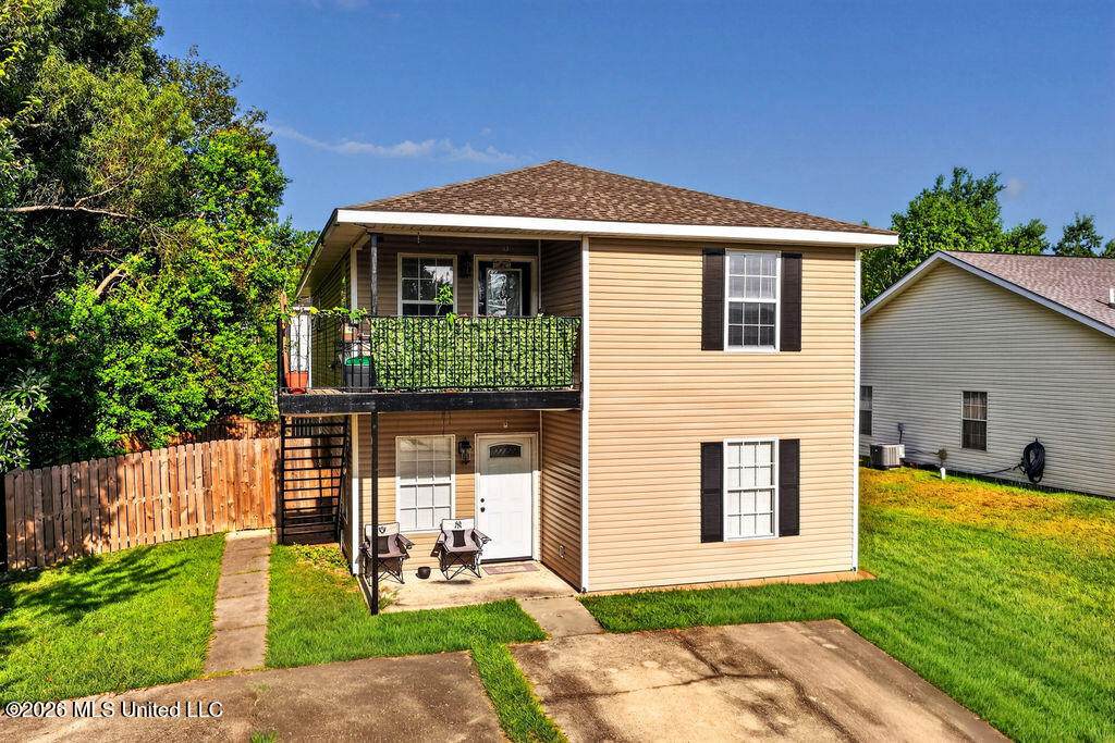 15105 Janus Road - Photo 1