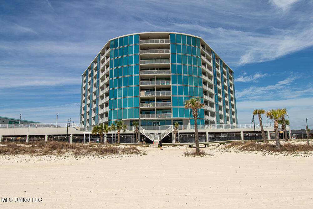 1899 Beach Boulevard - Photo 1