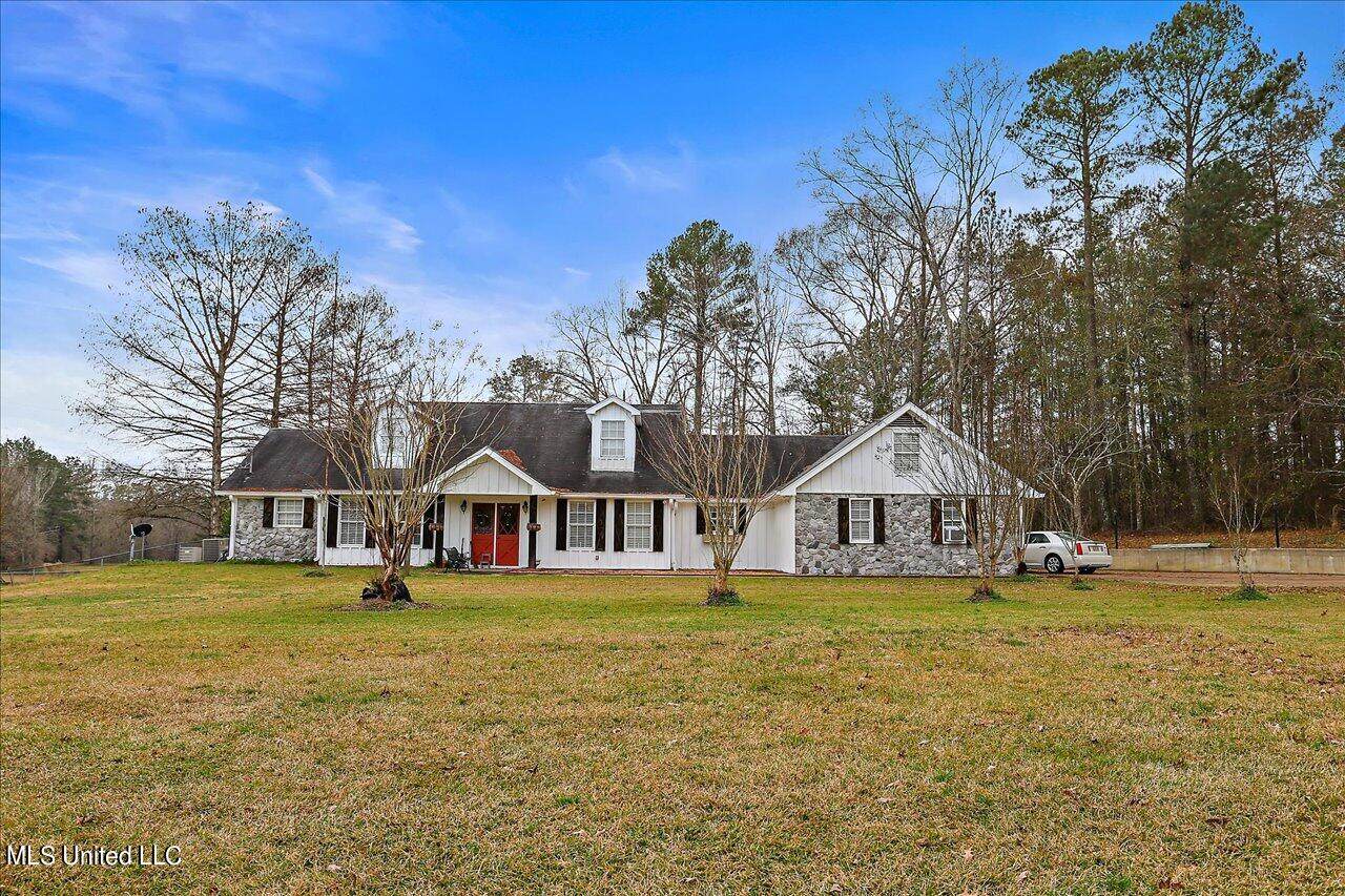 150 Goodman Road - Photo 1