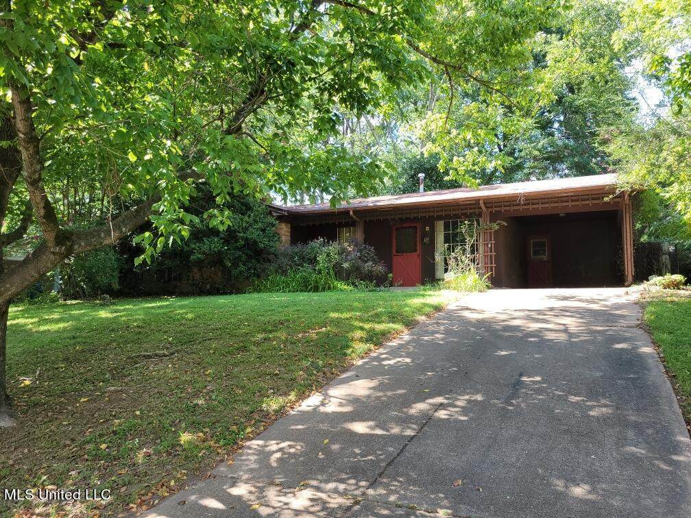 5772 Iroquois Drive - Photo 1
