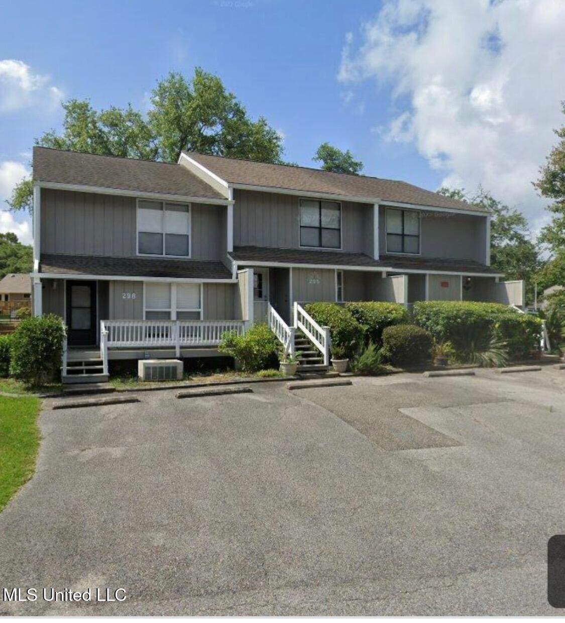 295 Highpoint Drive - Photo 1