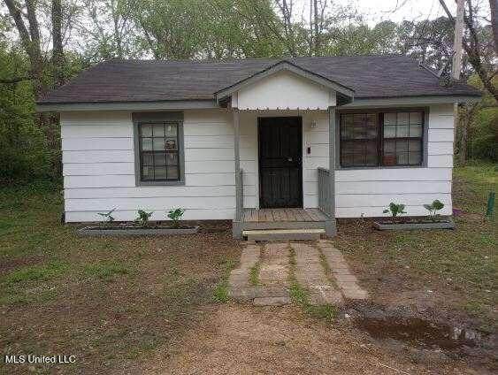 219 West Street - Photo 1