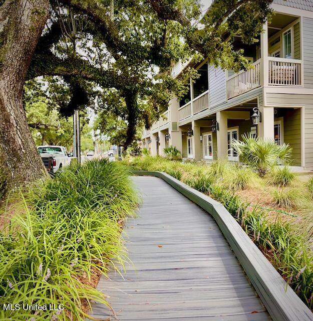 922 Porter Avenue - Photo 1