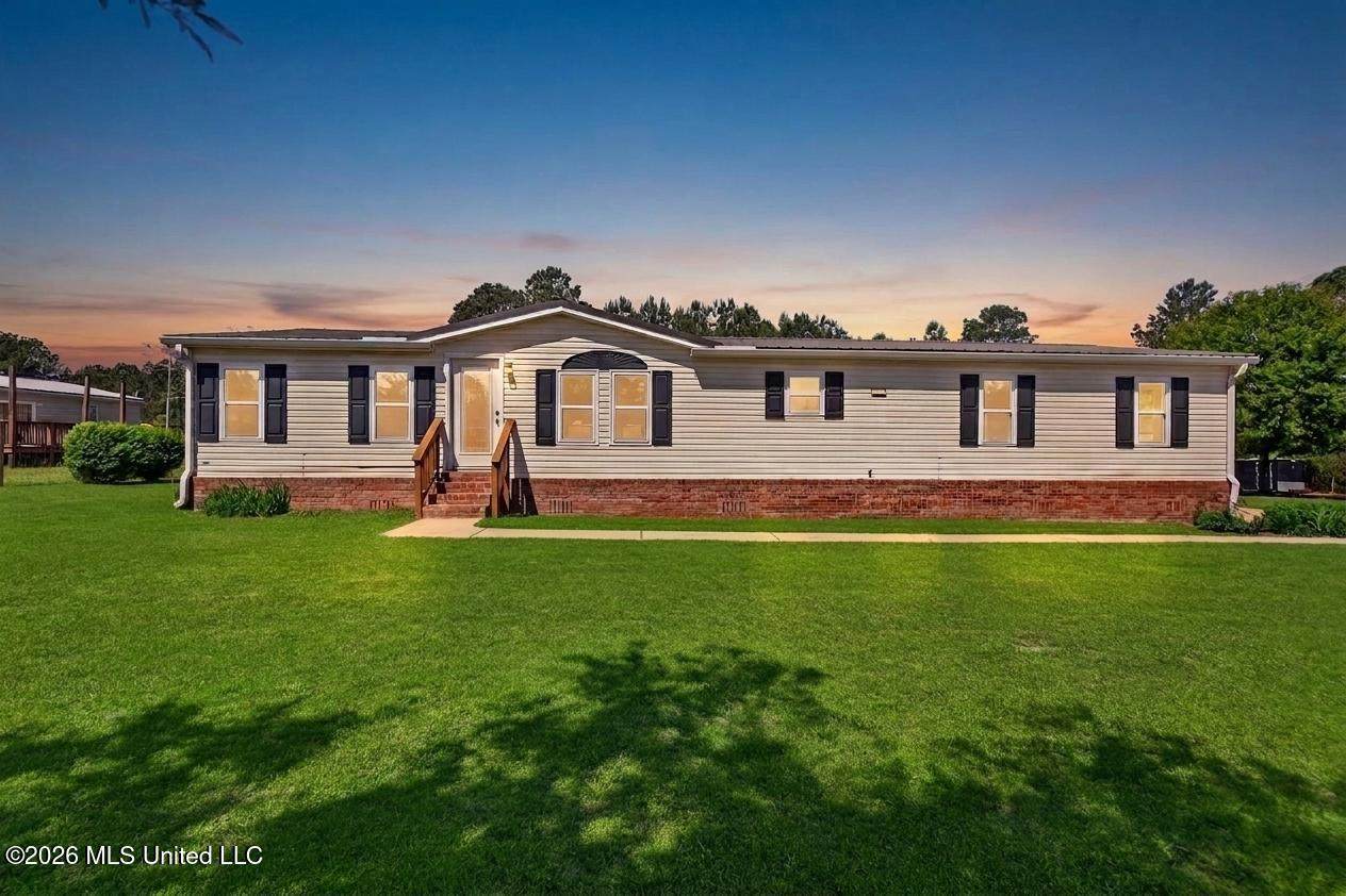 19561 Lennis Cuevas Road - Photo 1