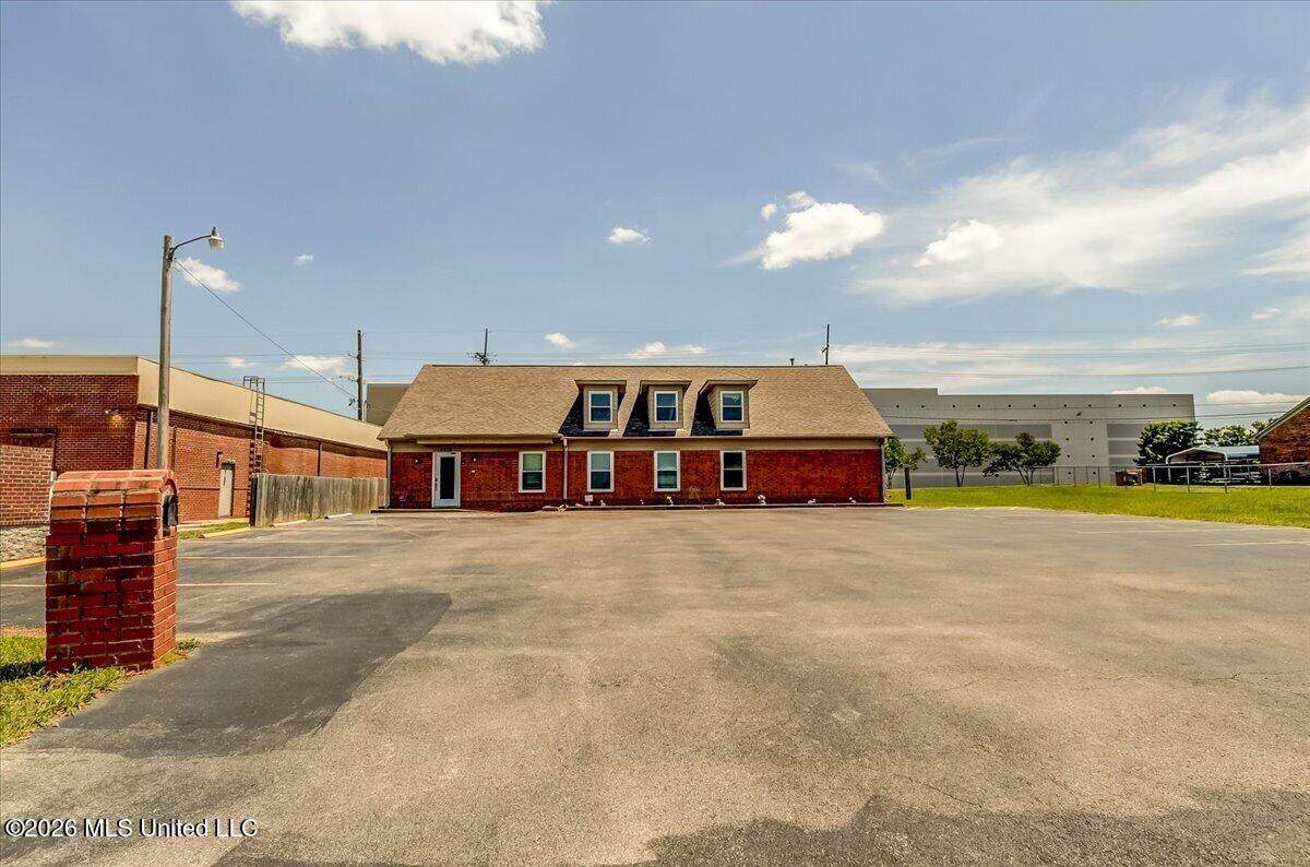 8928 Swinnea Road - Photo 1